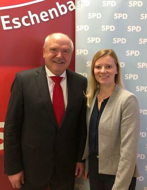 SPD-Landratskandidat Peter Lehr mit stellv. Kreisvorsitzenden und BGMkandidatin für Schirmitz Nicole Bäumler